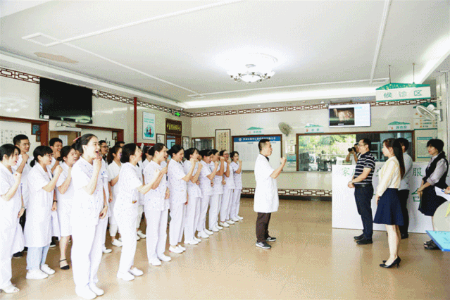 恭祝深圳宝安区松岗人民医院社康首批6S精益管理样板科室顺利通过验收！